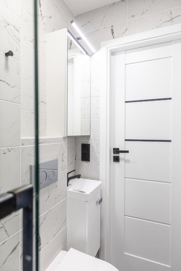 Good Apartament Wola Warsaw Apartament 1 Pokojowy Z Aneksem Apartment Екстериор снимка