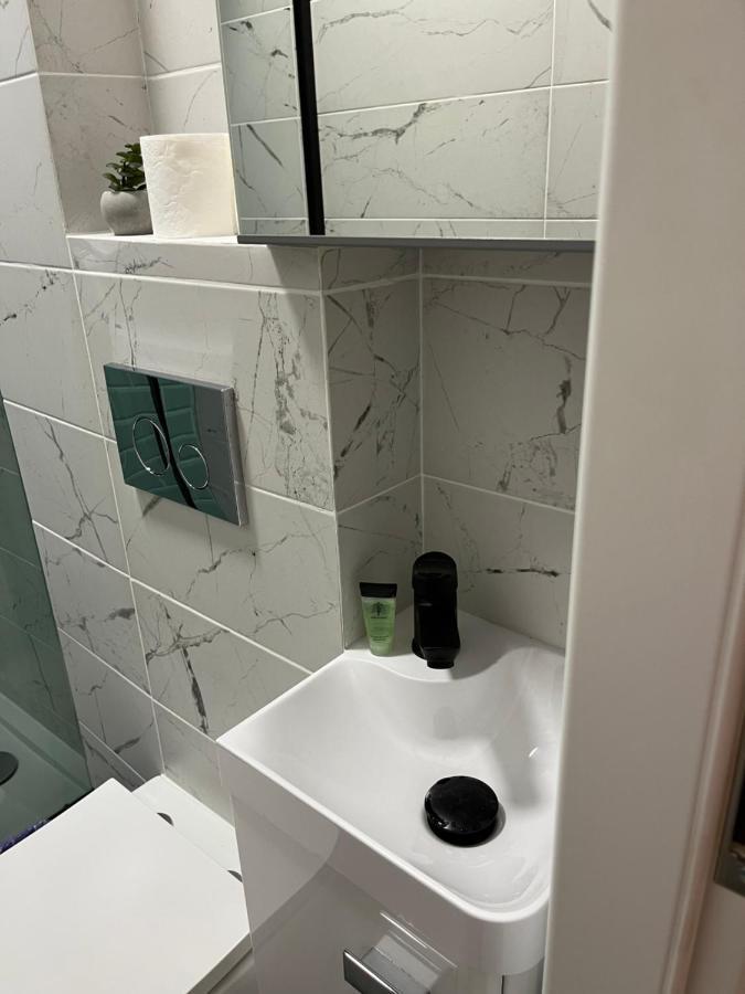 Good Apartament Wola Warsaw Apartament 1 Pokojowy Z Aneksem Apartment Екстериор снимка